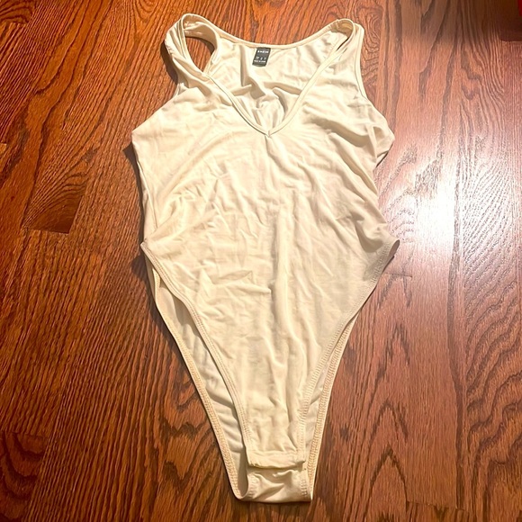 🌿Shein women’s cream body suit - size S🌿 - Picture 1 of 7